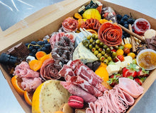 Load image into Gallery viewer, Sweet and Savoury Box