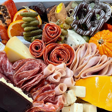 Load image into Gallery viewer, Sweet and Savoury Box